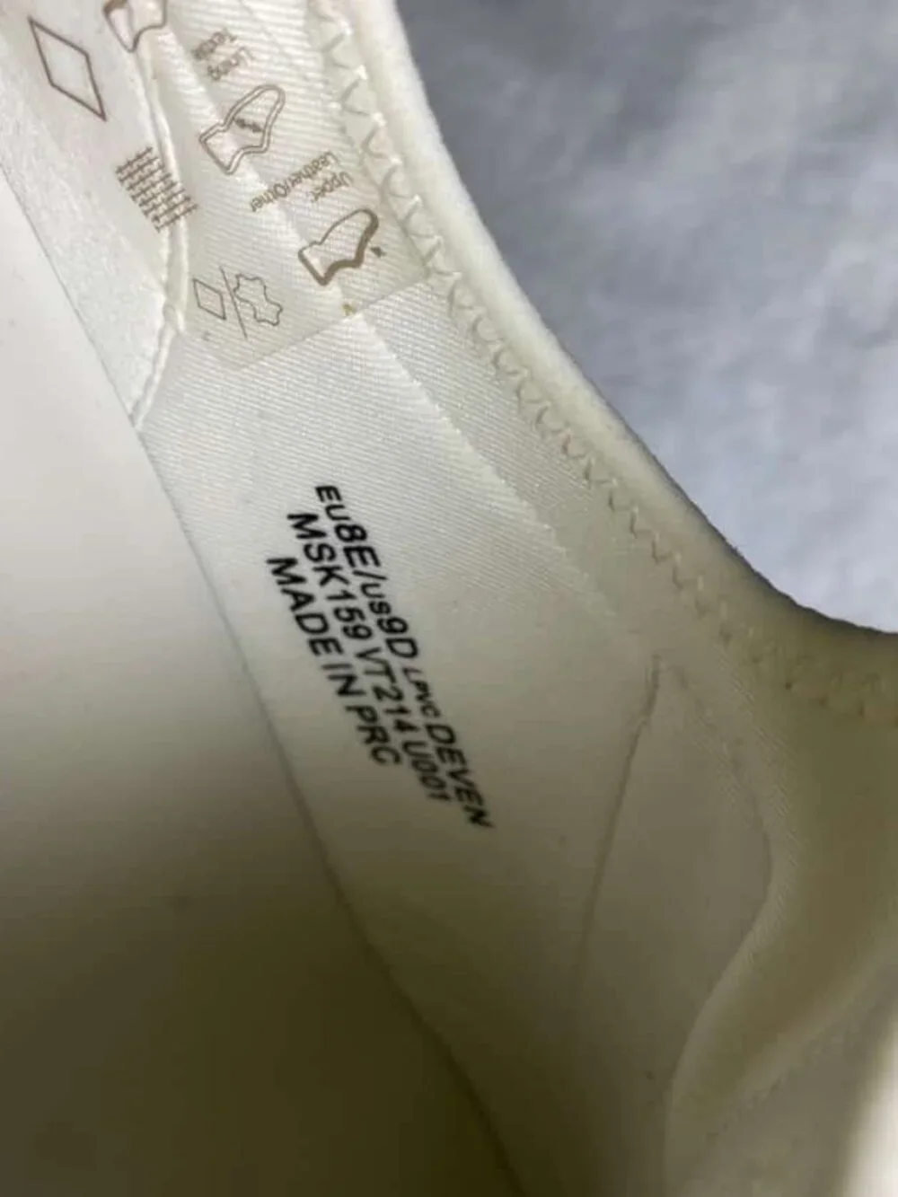 BALLY Deven Leather Sneakers MSRP $630